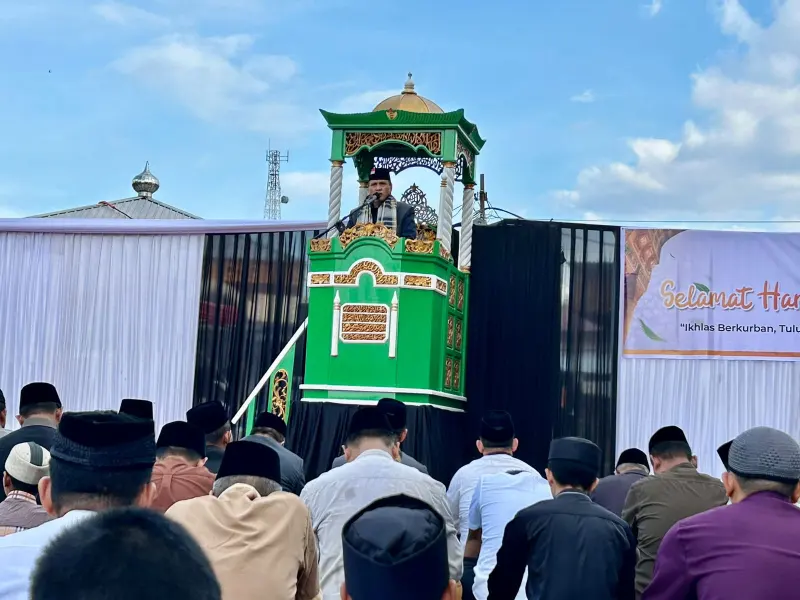 Idul Adha di Bulukumba, Khatib Sebut Ciri Alumni Kurban adalah Suka Mentraktir