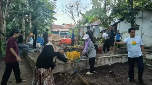 Kemenag Makassar Gelar Ibadah Ekologis di Sangkarrang: Harmoni Iman dan Lingkungan
