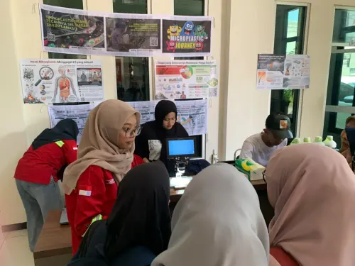 Mahasiswa K3 Universitas Sunan Gresik Luncurkan Gerakan ESG: Paparan Mikroplastik Mengkhawatirkan di Gresik