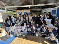 Edukasi dan Pelepasliaran Tukik di Barrang Caddi Tumbuhkan Kepedulian Generasi Muda