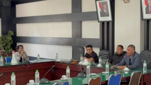 Dugaan "Fee Proyek" 21% di Simalungun, Ratusan Mahasiswa ISMEI Geruduk Kantor DPRD