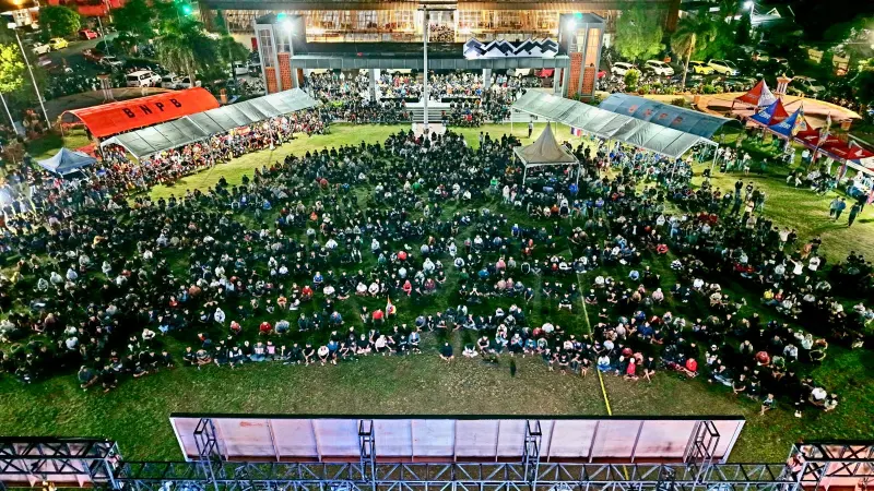 Nobar Akbar Semifinal Piala Dunia 2026 di Bulukumba: Ribuan Warga Padati Lapangan Pemuda, Bupati Ajak Jaga Persatuan dan Dukung UMKM