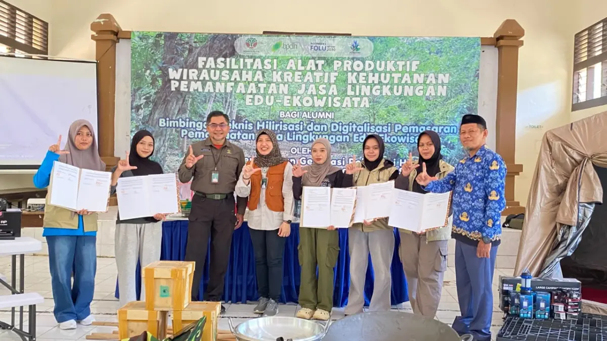 Dukung Pemuda Pangkep, Kemenhut Kucurkan Seniai Rp130 Juta untuk Keberlanjutan Edu Ekowisata Tabo-Tabo Lewat Koperasi