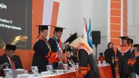 Wisuda Perdana ITH Parepare: 79 Lulusan Angkatan Pertama Dikukuhkan, Sebagian Selesai Lebih Cepat