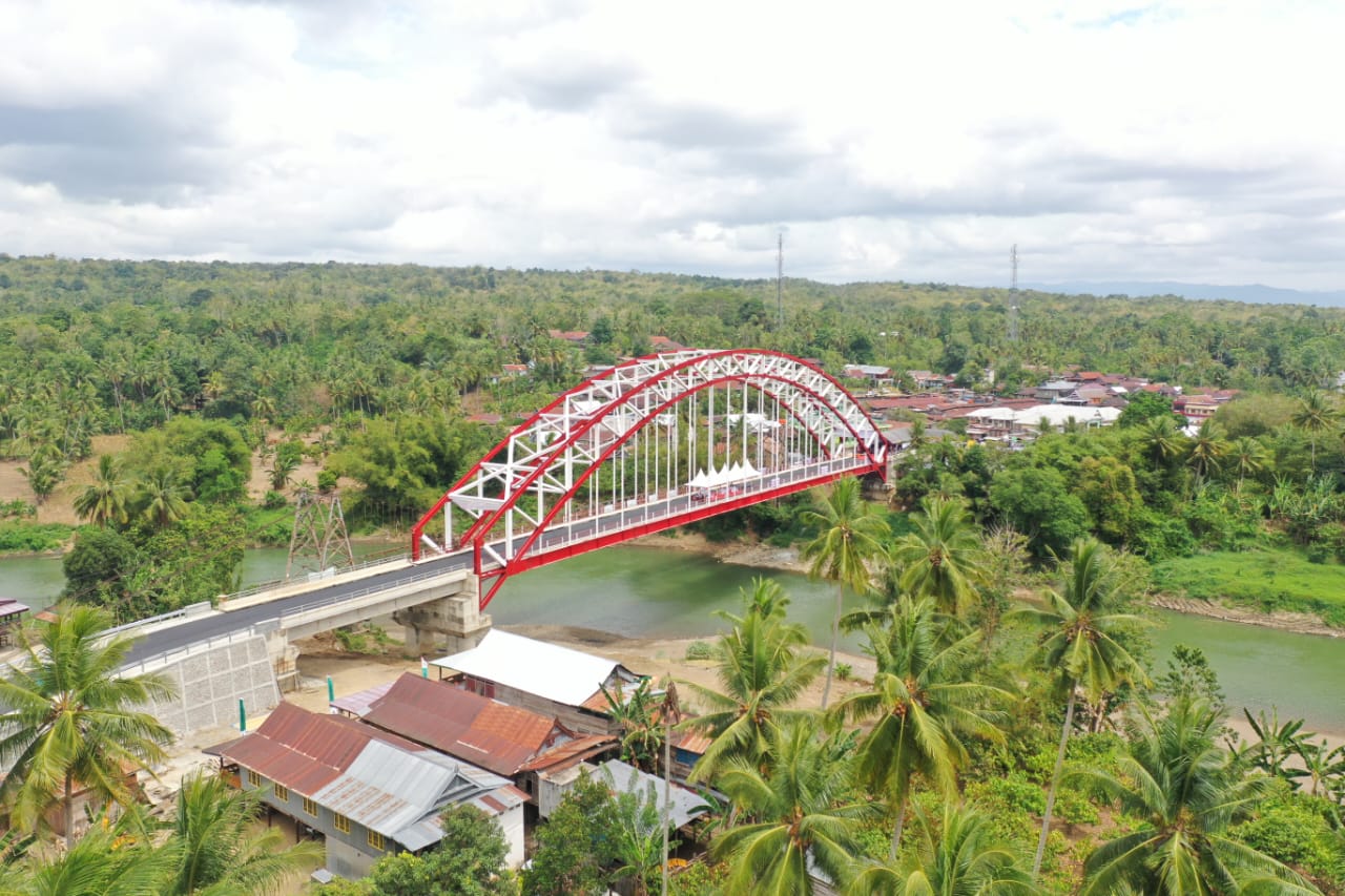 Diresmikan Gubernur Andalan, Jembatan Pacongkang Gunakan APBD Provinsi Sulawesi Selatan
