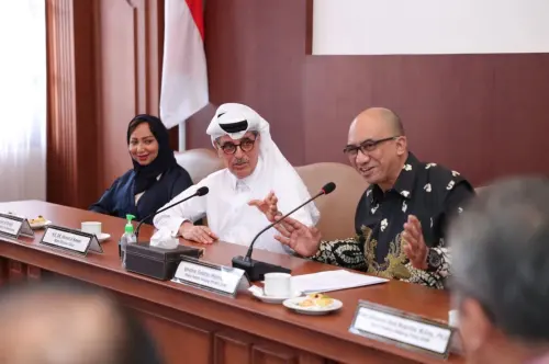 UGM Terima Kunjungan Menteri Negara Qatar Bahas Peluang Kerjasama