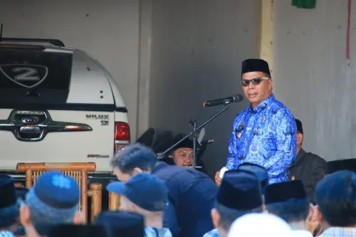 Bupati Bulukumba Melayat ke Rumah Almarhum H. Askar HL