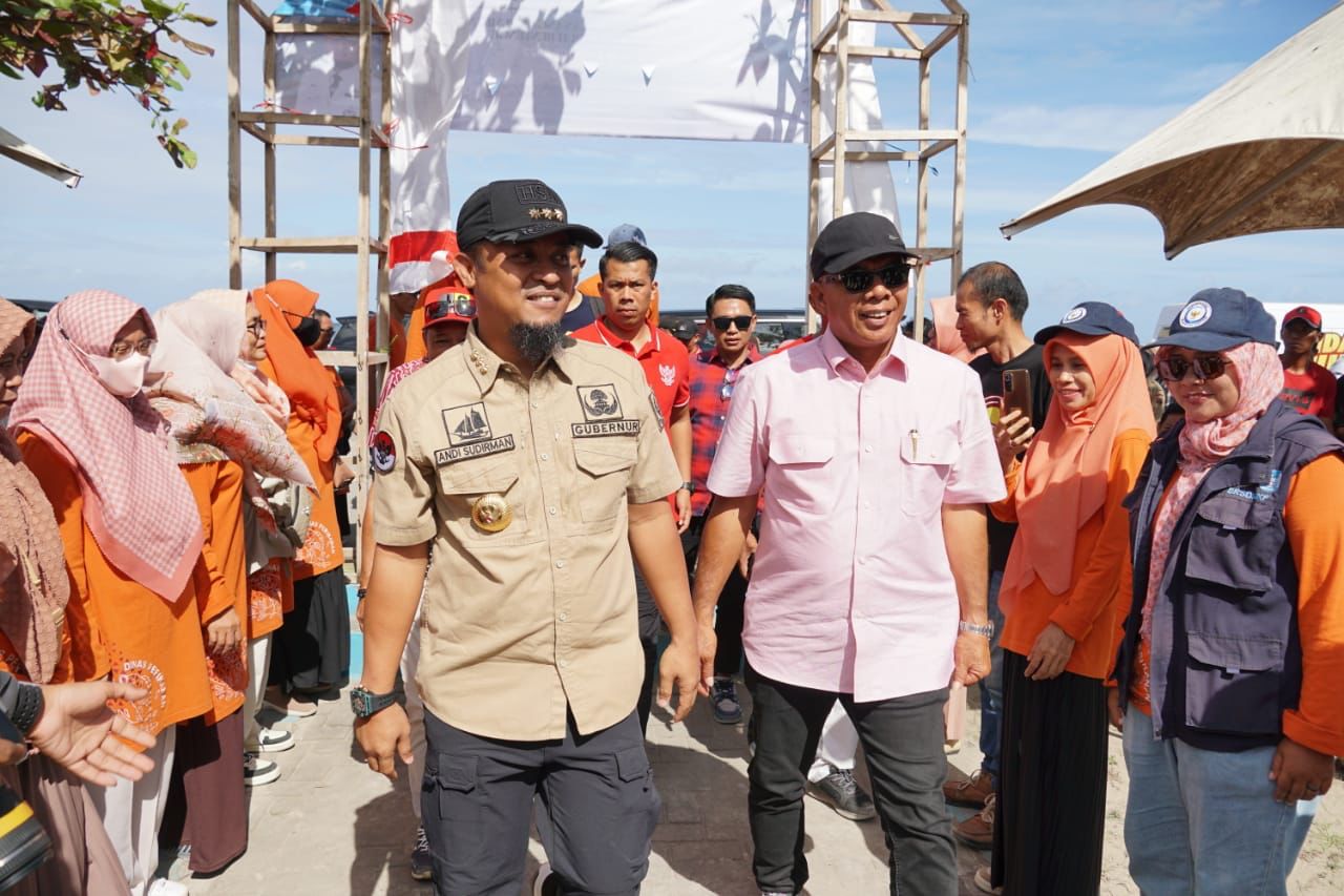 Bupati Bulukumba dan Gubernur Sulsel Letakkan Batu Pertama Dimulainya Pembangunan Kolam Labuh Bentenge, Intip Besaran Pendanaannya