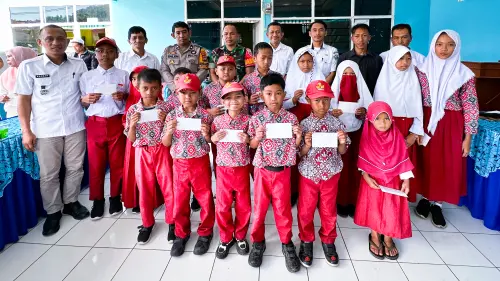 Pemdes Bonto Daeng, Alokasikan Beasiswa Pendidikan Dari SD Sampai S2