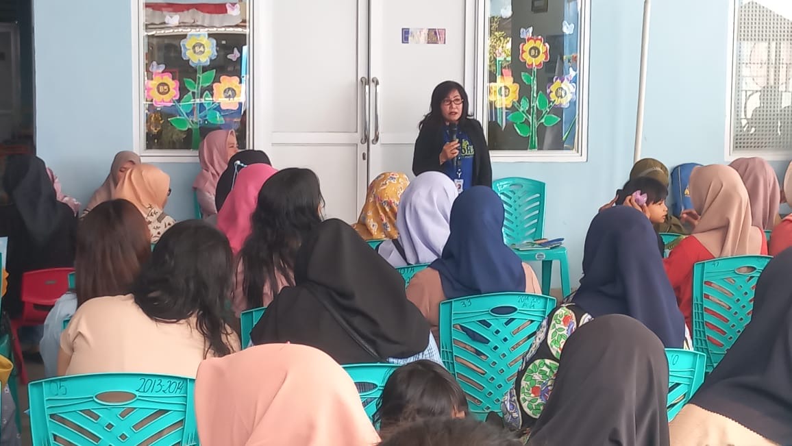 Sosialisasi Pentingnya Kesadaran Orang Tua Siswa Terhadap Pendidikan Anak di TK Putra 1 Makassar Bersama ALOHA Indonesia
