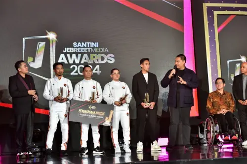 Menpora Dito Apresiasi Santini Jebreeet Media Awards 2024 Sebagai Ajang Penghargaan Insan Olahraga
