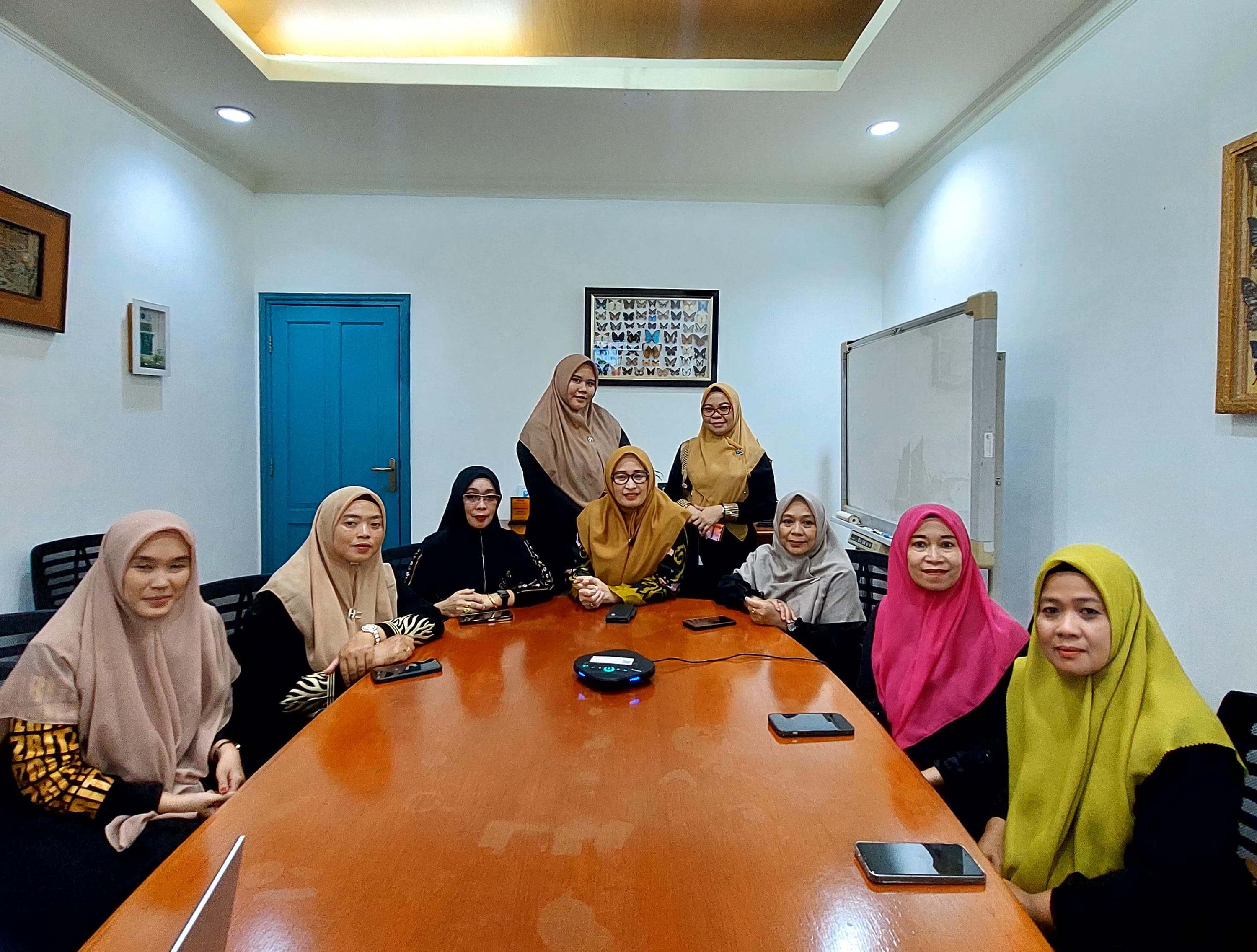 Dharma Wanita Persatuan Pusdal LH SUMA-KLH Menghadiri "Ngabuburit Bareng DWP" Secara Virtual