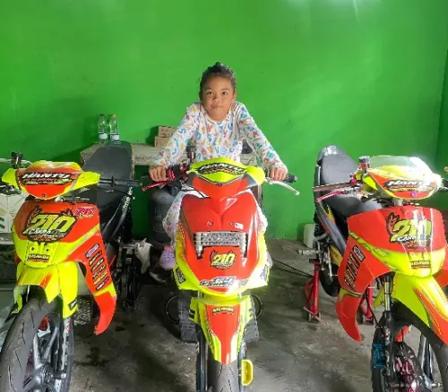 Indri Shafiyah: Pembalap Cilik Berbakat yang Siap Menggebrak Roadrace Nasional