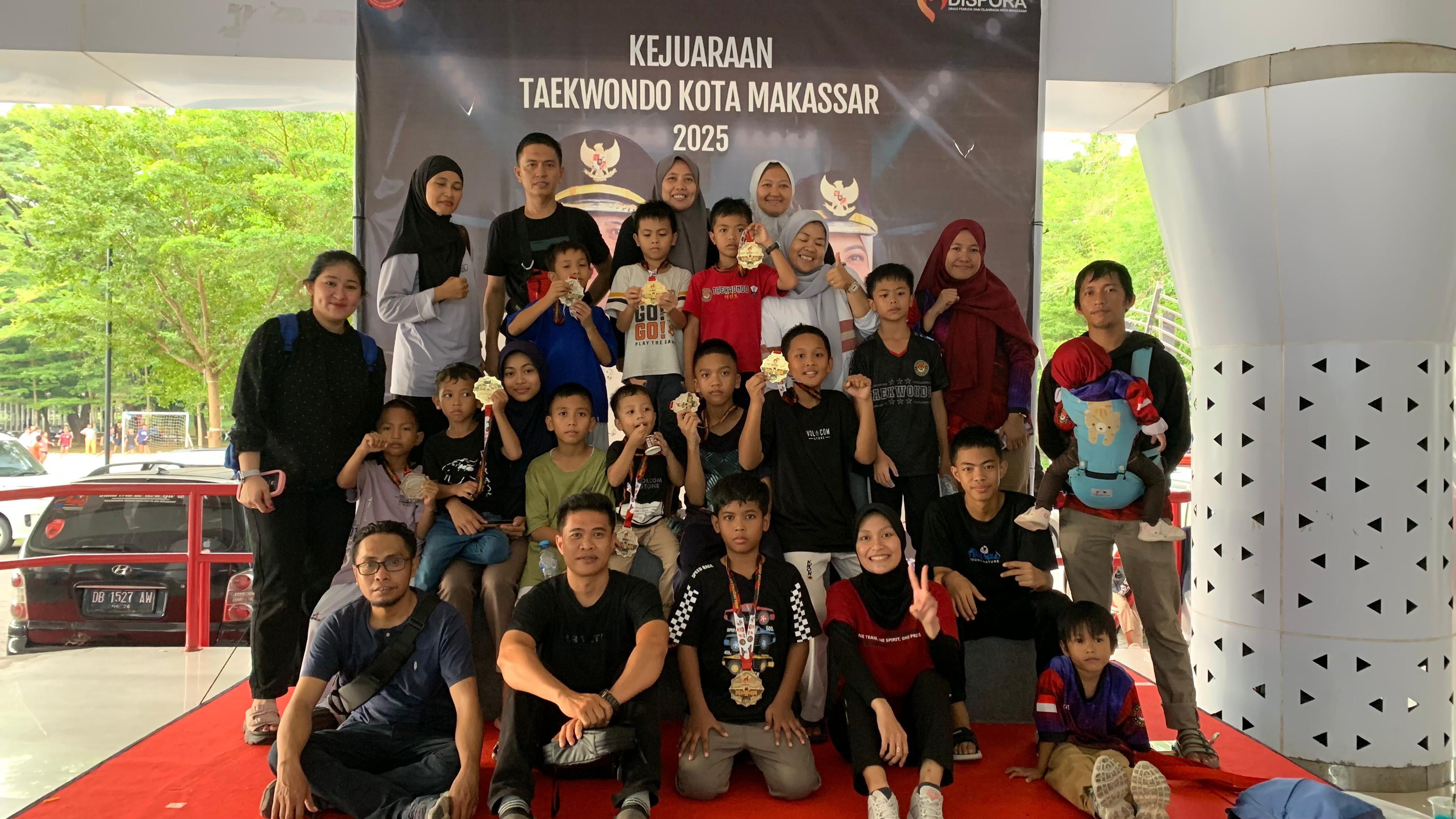 SDN 28 Pangkep "SDUDEL CLUB" Raih Medali Kejuaraan Taekwondo Kota Makassar 2025