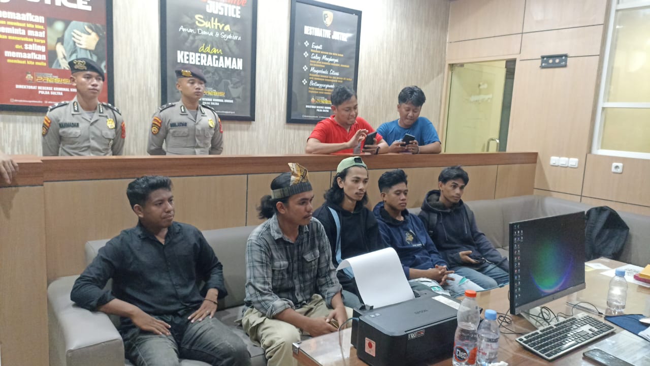 Diduga Jual Minyak Tanah di Atas HET, Sejumlah Pangkalan di Buton Dilaporkan Mahasiswa ke Polda Sultra