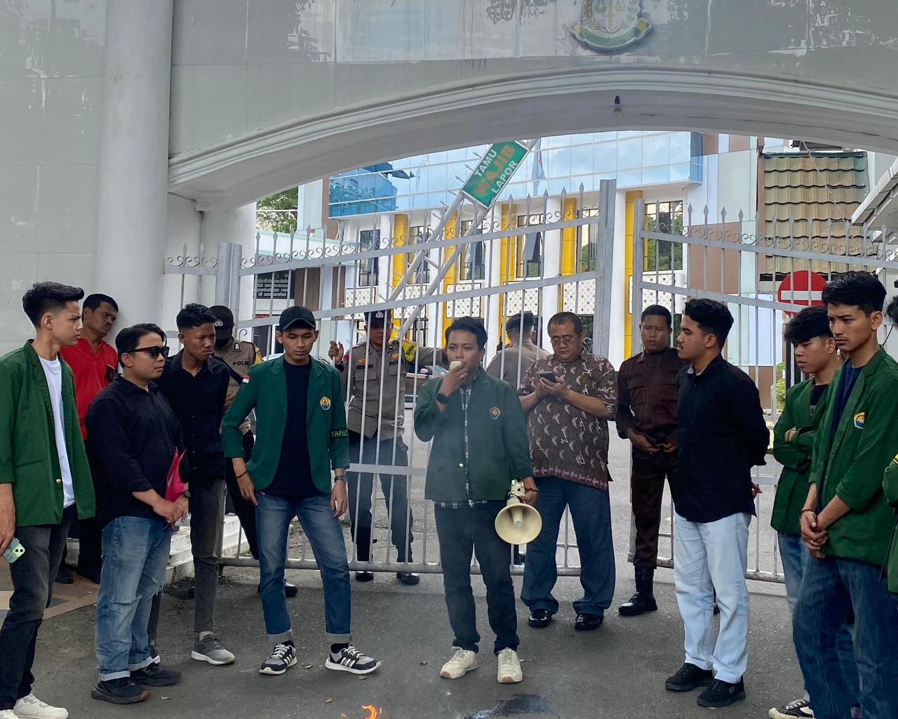 Aliansi Mahasiswa Jambi Desak Kejati Usut Dugaan Korupsi Proyek Islamic Center & PUPR