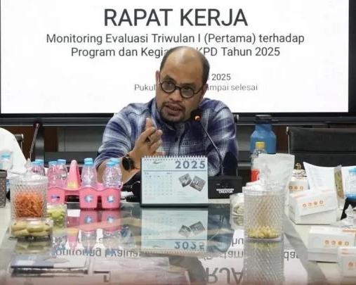 Rapat Monev Triwulan, Komisi A DPRD Makassar Bahas Program OPD Bersama Camat dan Lurah