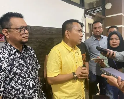 Pemkot dan DPRD Makassar Godok Perda Parkir untuk Tekan Kebocoran PAD