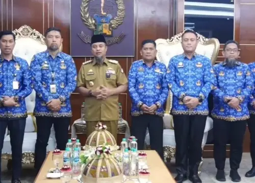 Peduli Bencana Sumatera, Pemprov Sulsel Salurkan Bantuan Rp1,5 Miliar untuk Korban Banjir dan Longsor
