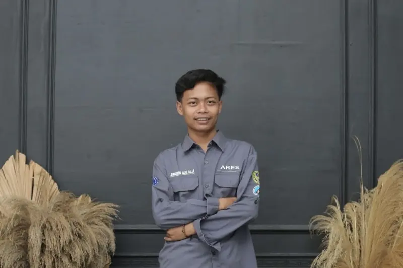Ketika Kritik Disiram, Demokrasi Sedang Diuji Serius