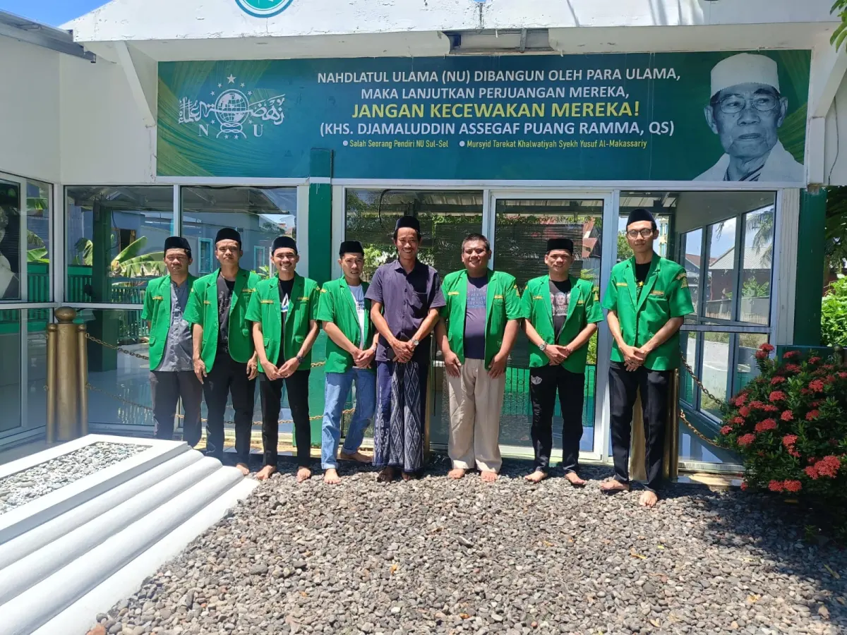 Jaga Tradisi dan Sanad Keilmuan, PAC GP Ansor Pangkajene Ziarah ke Makam Ulama Besar