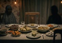 Siapa yang Duduk di Kursi Kosong Itu?