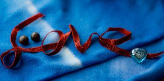 Cinta itu Fitrah, tapi Jangan Sampai Bikin Salah Arah